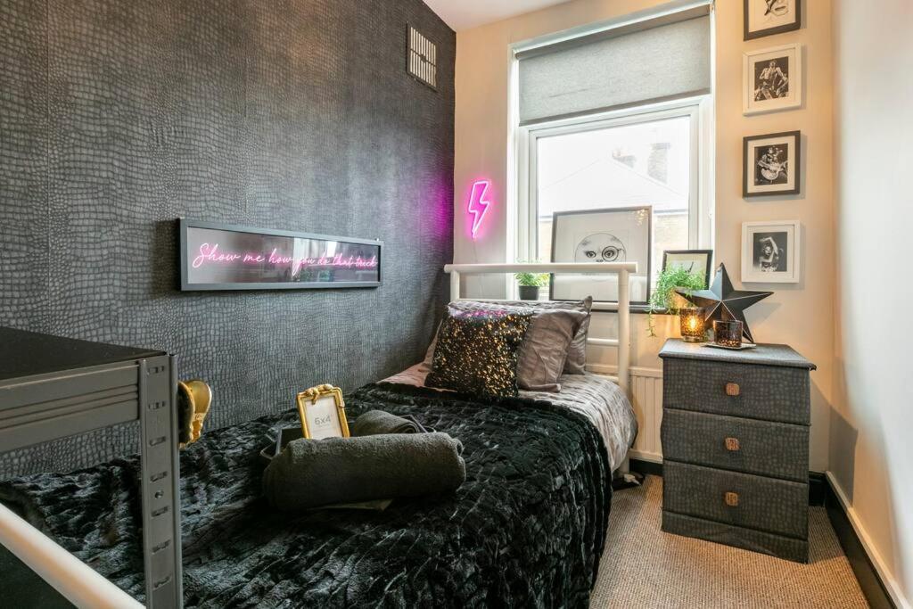 Rock House Deal Kent, Central Eclectic Boho Seaside Villa Екстериор снимка